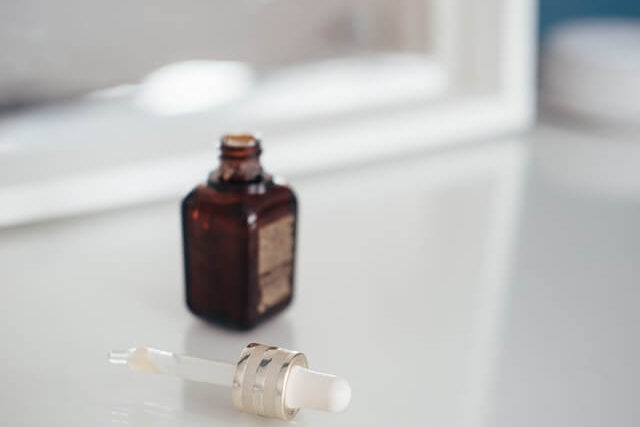 Naturalne kosmetyki na trądzik – 5 zasad pielęgnacji, czyli recepta na zdrową cerę
